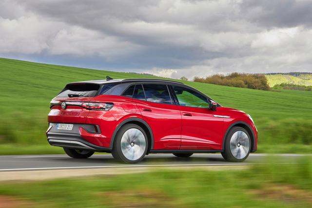 Volkswagen: ID.4 GTX, la SUV elettrica diventa sportiva. 9 small 6