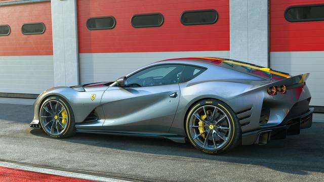 Ferrari: 812Competizione, evoluzione della specie 2 small 5