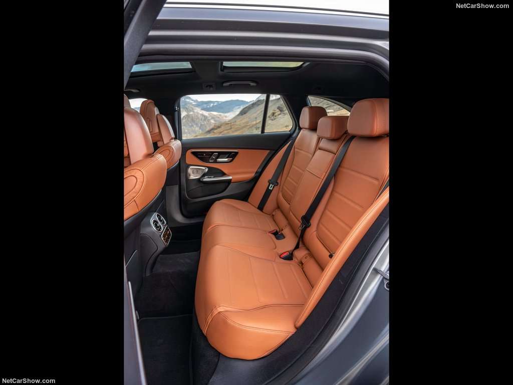 Mercedes-benz: Nuova Classe C All Terrain, SW, versatile 7 Mercedes Benz C Class All Terrain 2022 1024 a5