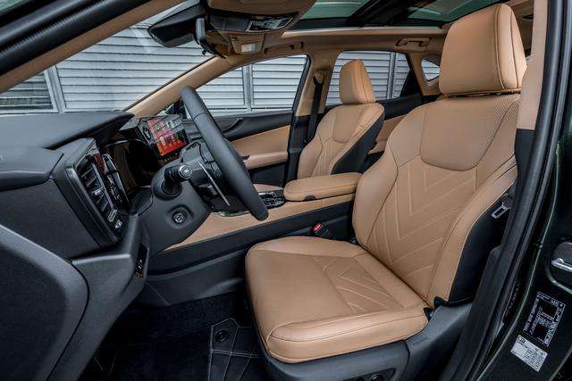 Lexus: Nuovo NX, in tre allestimenti anche per flotte 4 small 10