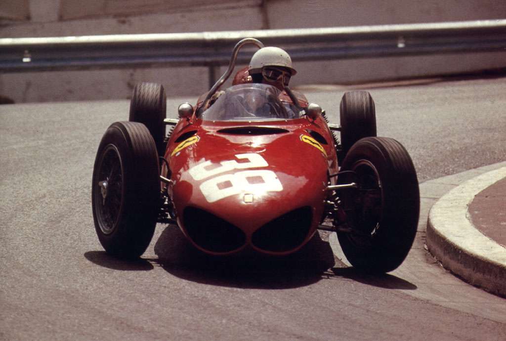 Le auto di F1 vincenti dopo i cambi di regolamento 5 R 1