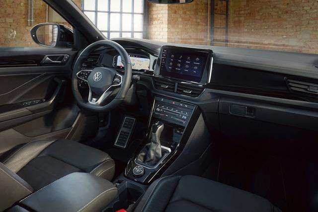 Volkswagen: Nuova T-Roc anche R e cabriolet 5 small 19