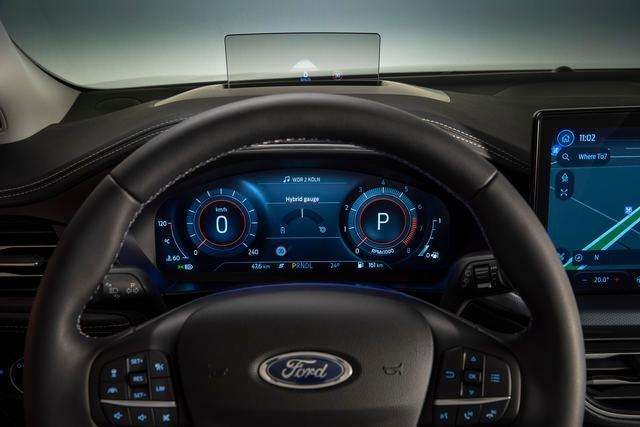 Ford: Nuova Focus, connessa ed elettrificata 5 small 4 1