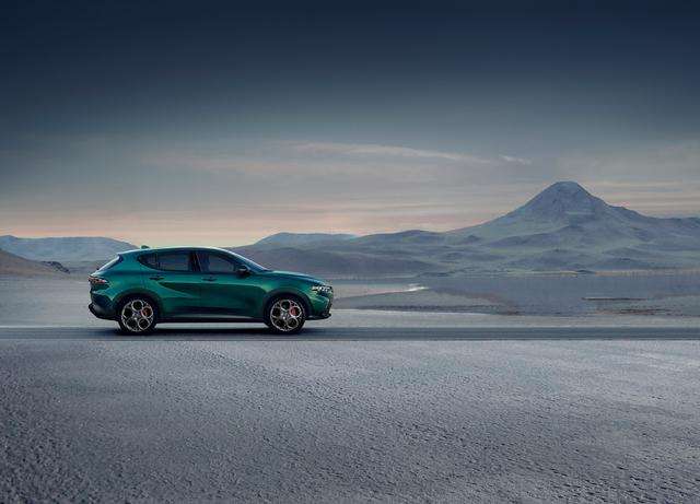 Alfa Romeo: Tonale Hybrid “EDIZIONE SPECIALE” 8 small 7