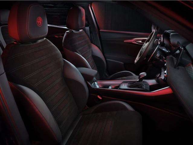 Alfa Romeo: Tonale Hybrid “EDIZIONE SPECIALE” 3 small 8