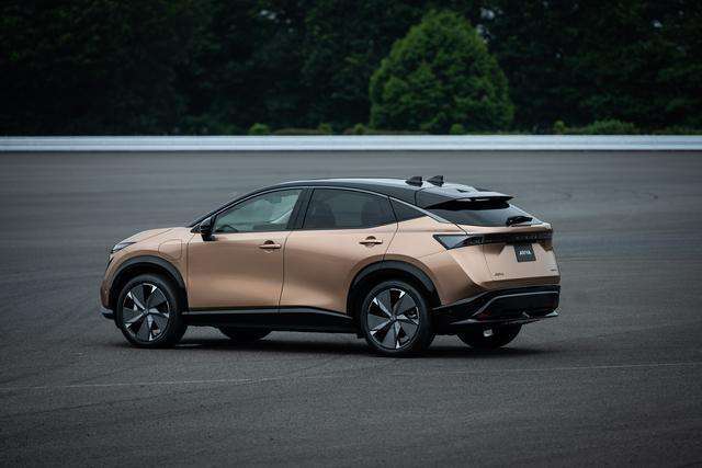 Nissan: Ariya il SUV coupè 100% elettrico 3 small 9