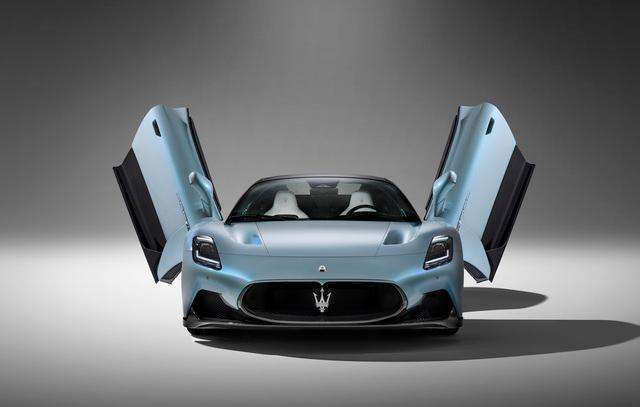 Maserati: MC20 Cielo, la supercar Spyder 4 small 16