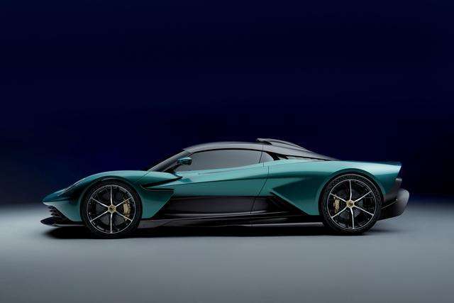Aston Martin: Valhalla, l'ipercar ibrida 2 small 3