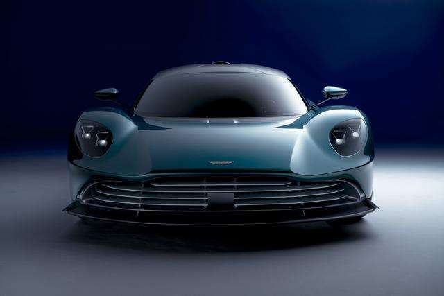 Aston Martin: Valhalla, l'ipercar ibrida 5 small