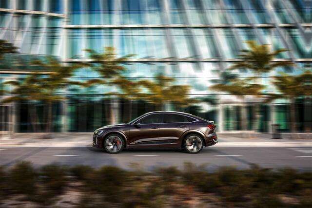 Audi: Q8 50 e-tron da 340 CV e 55 e-tron da 408 CV 5 small 6 1