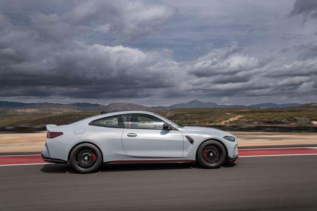 BMW: M4 CSL, una tradizione lunga 50 anni 1 small 85