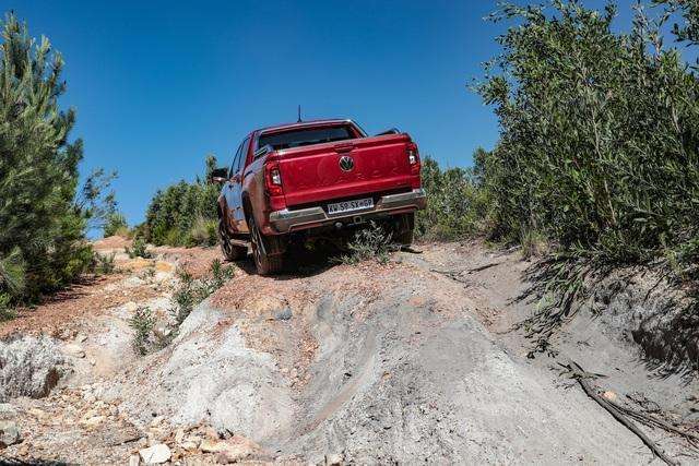 Volkswagen: Nuovo Amarok, Pick-up premium ed equipaggiamenti high-tech 4 small 5 1