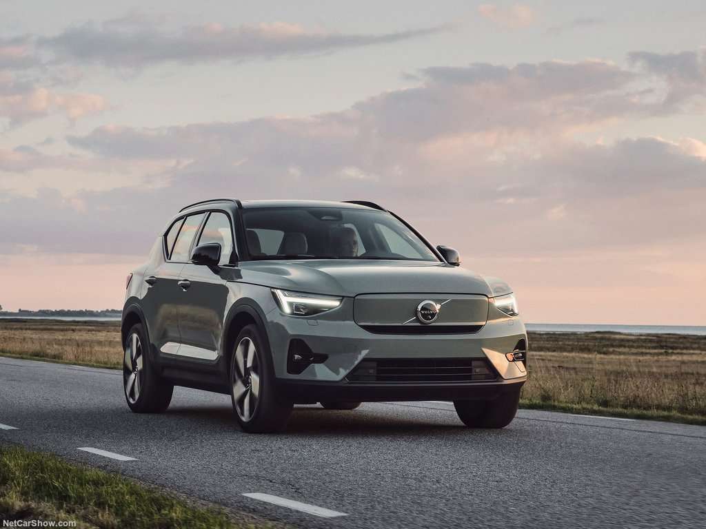 Volvo XC40 Recharge 2023 1024 03