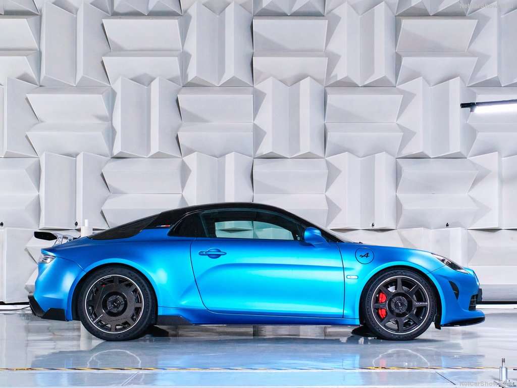 Alpine: A110 R, dalla pista alla strada 4 Alpine A110 R 2023 1024 12