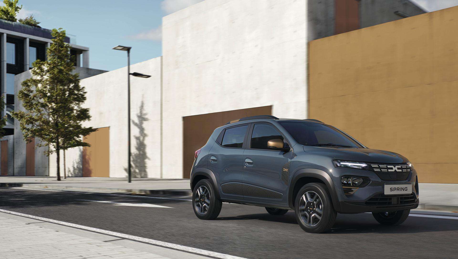 DACIA SPRING (BBG)