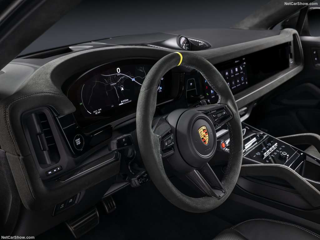 Porsche: Nuovo Cayenne sempre più sportivo 4 Porsche Cayenne Turbo GT 2024 1024 08