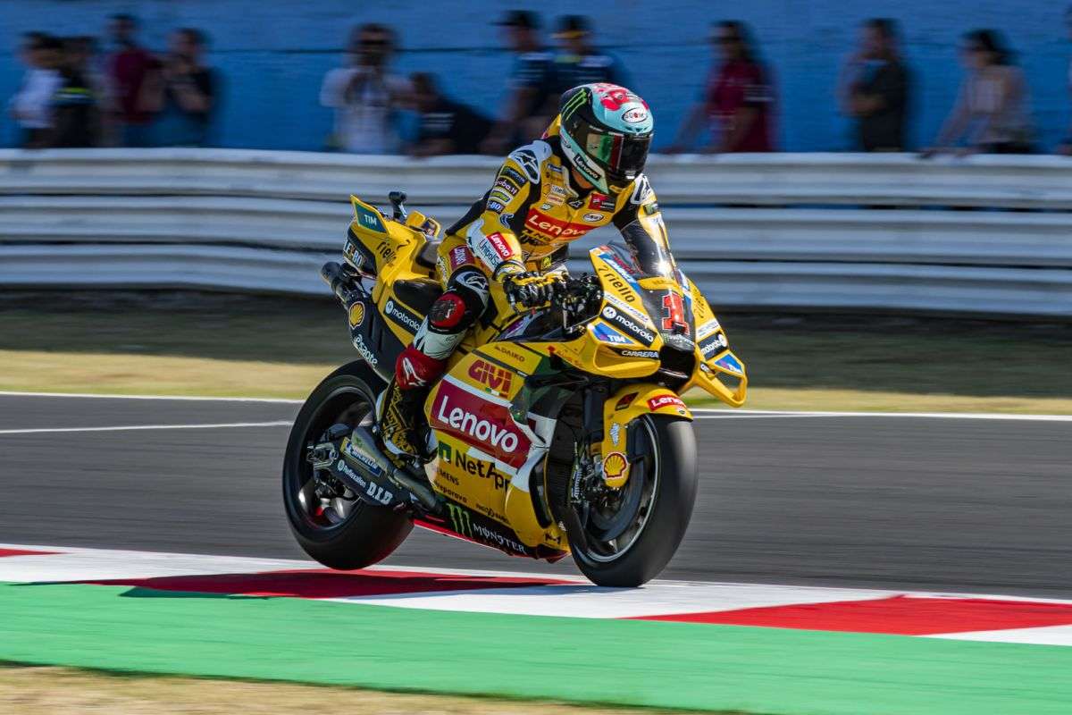 A Misano tripudio Ducati: trionfo di Martin ma anche di Bagnaia, terzo al traguardo. 3 ITA 9562