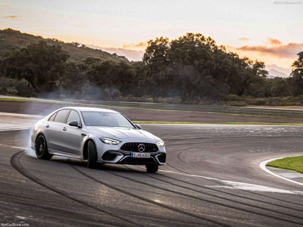Best Tech: Mercedes C63 AMG, E-PERFORMANCE 1 Mercedes Benz C63 S AMG E Performance 2023 1280 16