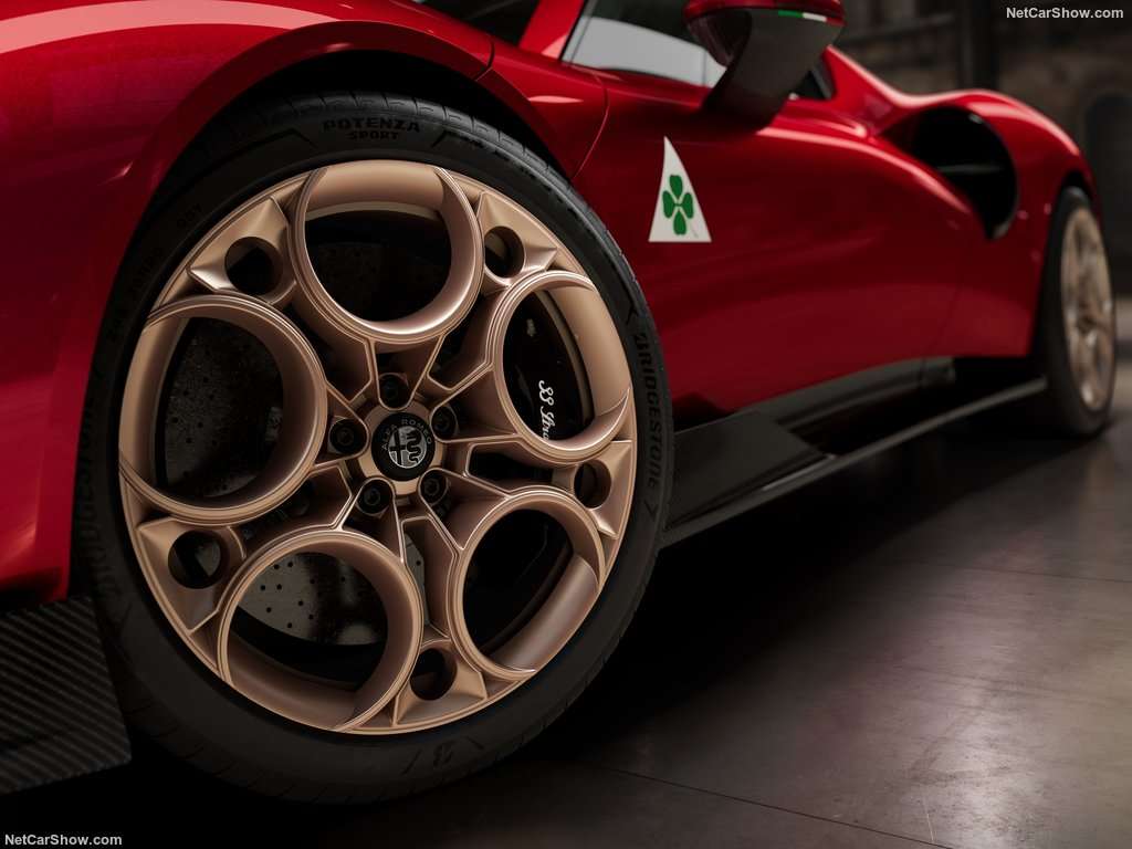 Top Car: Alfa Romeo 33 Stradale, un sogno per pochi intimi 6 Alfa Romeo 33 Stradale 2024 1024 2c