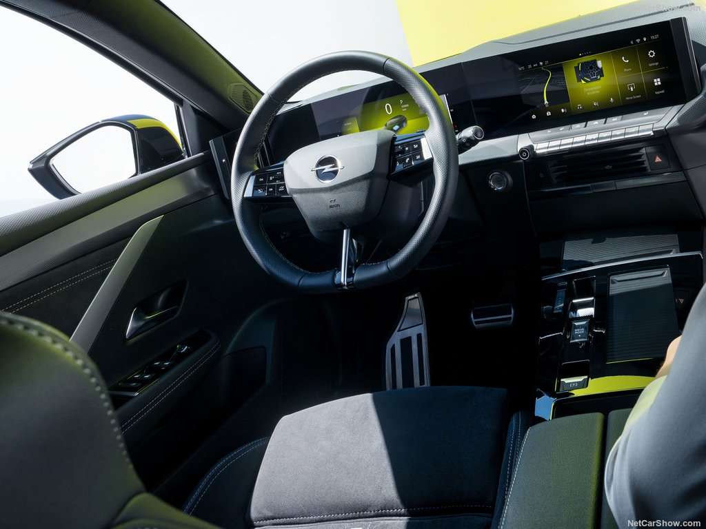 Test Drive: Opel Astra GSe PHEV 225cv, la sportività sostenibile 1 Opel Astra GSe 2023 1024 08