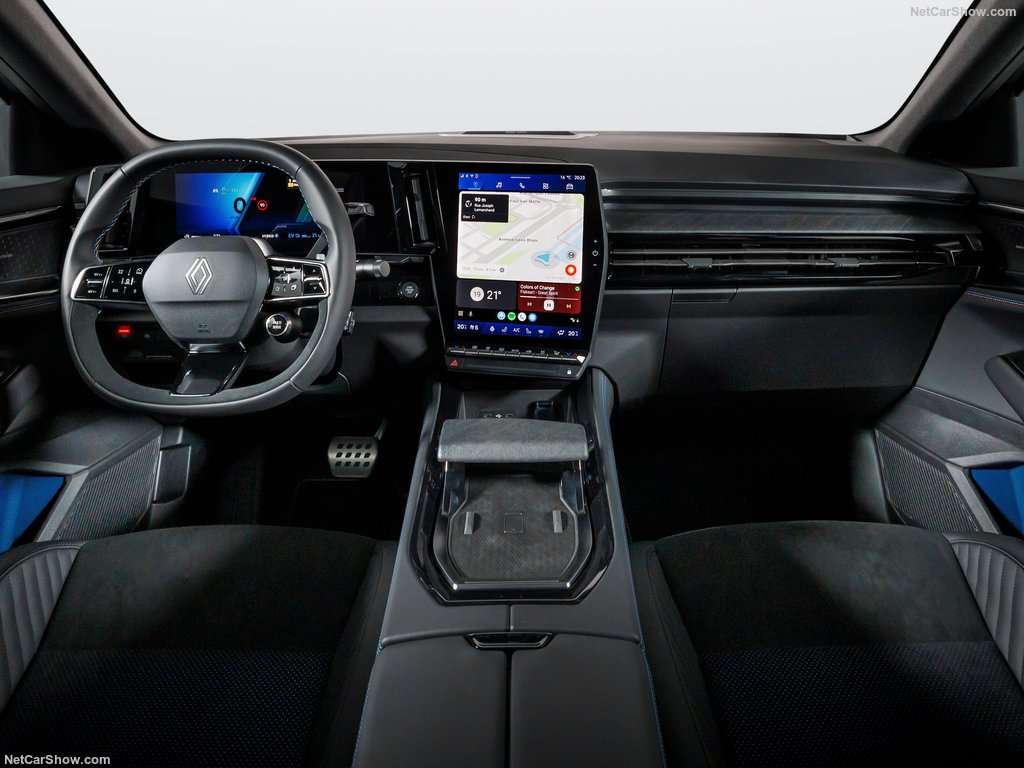 Renault Rafale, il SUV coupè di fascia media 3 Renault Rafale 2024 1024 1f