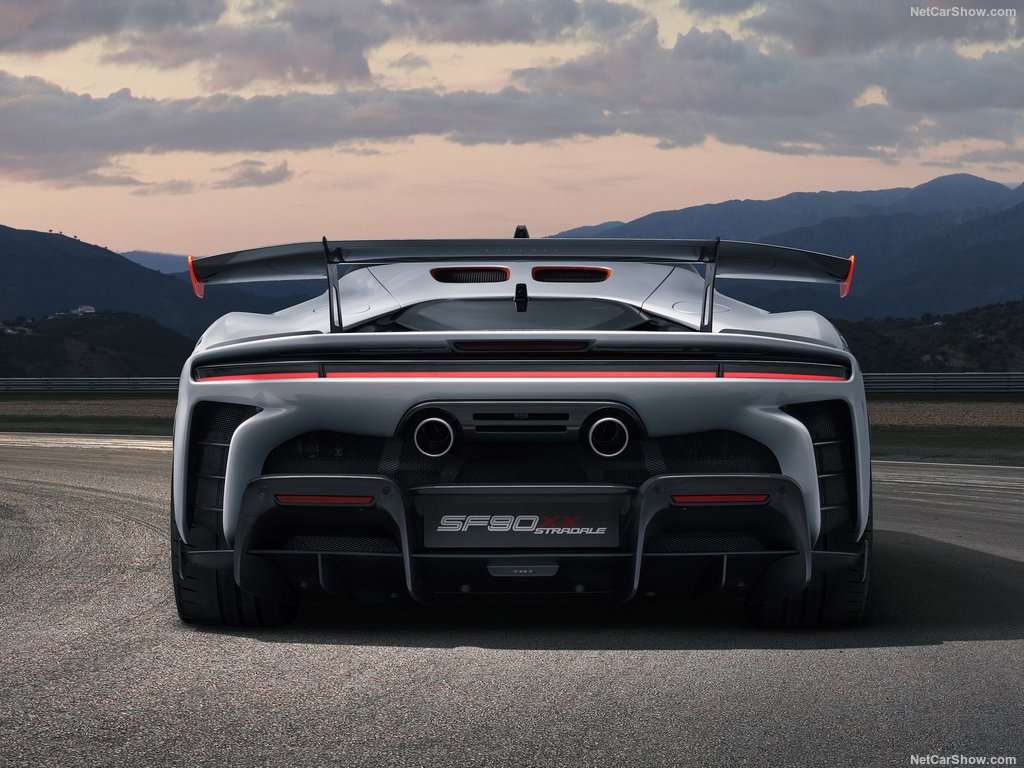 Ferrari SF90 XX Stradale la nuova creatura estrema di Maranello 3 Ferrari SF90 XX Stradale 2024 1024 04