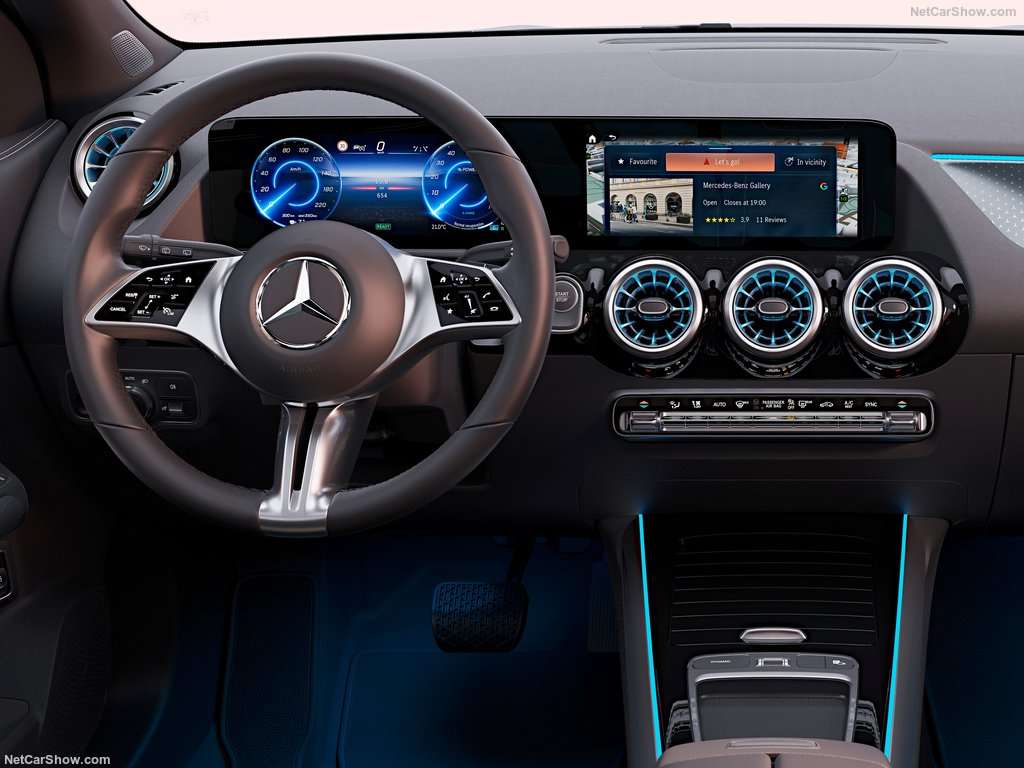 Mercedes-Benz: Si aggiorna anche la nuova EQA 1 Mercedes Benz EQA 2024 1024 0e
