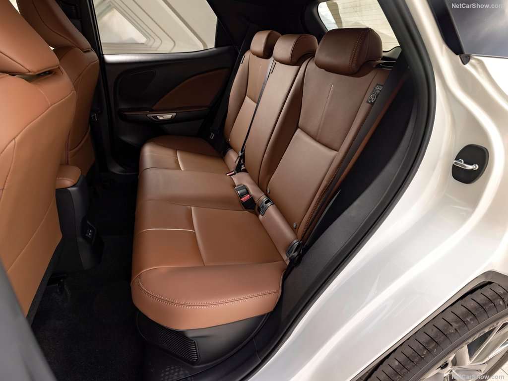 Lexus LBX 2024 1024 ac