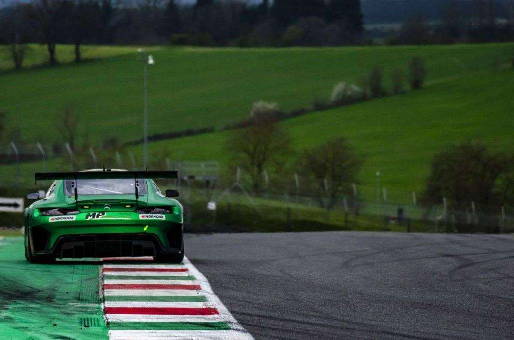 Successo della Porsche GP Elite alla 12H Hankook del Mugello 4 ITA3811