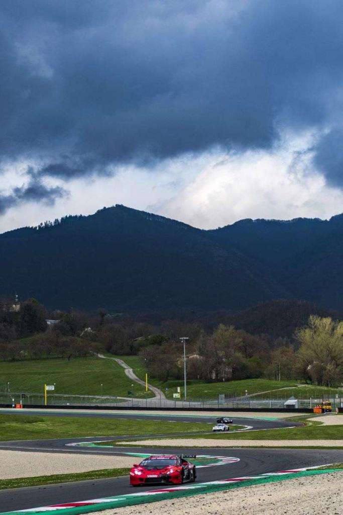 Successo della Porsche GP Elite alla 12H Hankook del Mugello 17 ITA 4170