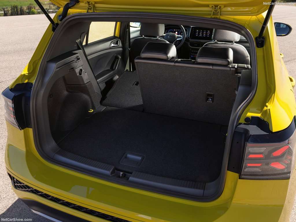 Guida all'acquisto: Nuova T-Cross, più spazio, comfort e facile da guidare. 2 Volkswagen T Cross 2024 1024 15