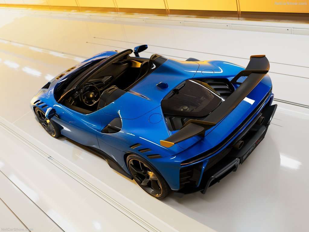 Ferrari: SF90 XX Spider, la nuova estrema di Maranello anche a cielo aperto 3 Ferrari SF90 XX Spider 2024 1024 04