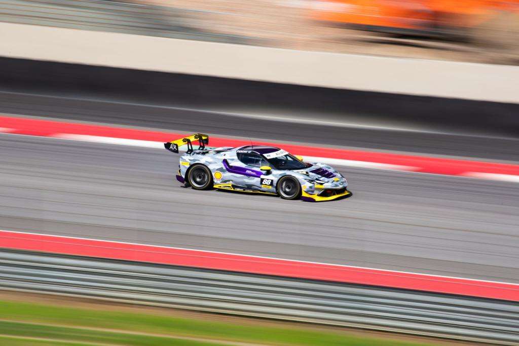 FERRARI CHALLENGE: VALINT, HASSID E ENGSTLER VINCONO AL MUGELLO 8 M000292