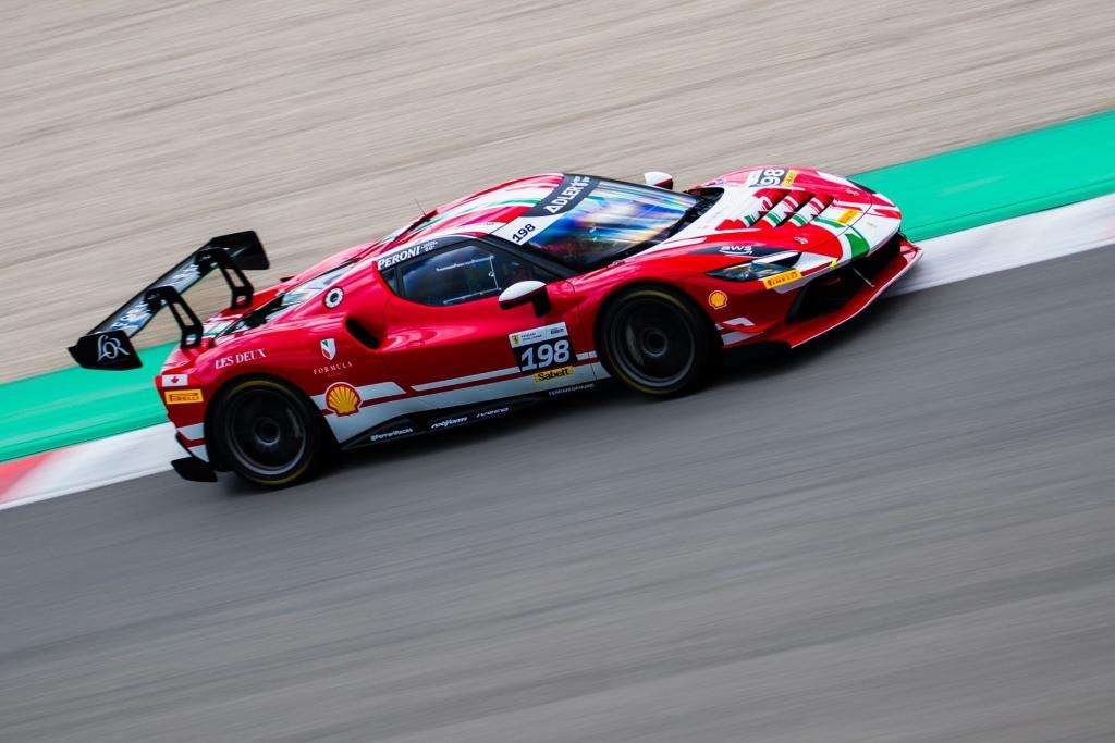 FERRARI CHALLENGE: VALINT, HASSID E ENGSTLER VINCONO AL MUGELLO 9 M000355