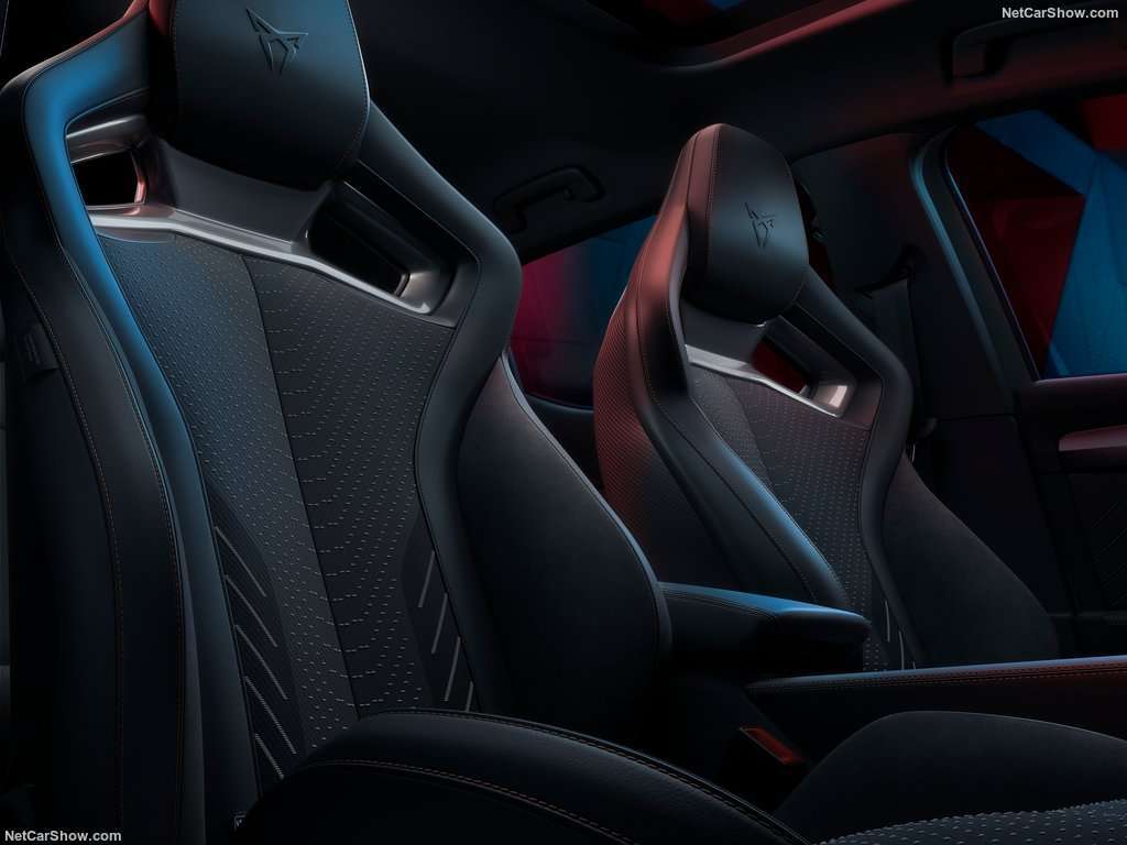Guida all'Acquisto: Cupra Leon, più dinamica e sportiva della sorella Seat 3 Seat Cupra Leon 2025 1024 09