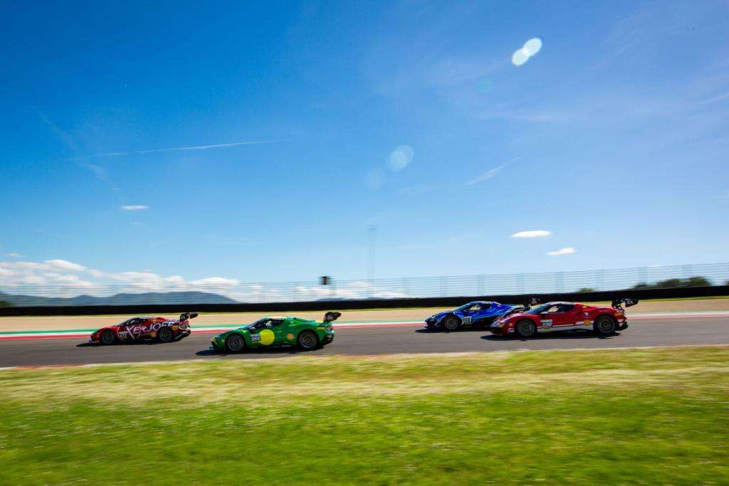 FERRARI CHALLENGE: VALINT, HASSID E ENGSTLER VINCONO AL MUGELLO 23 Z9B0298