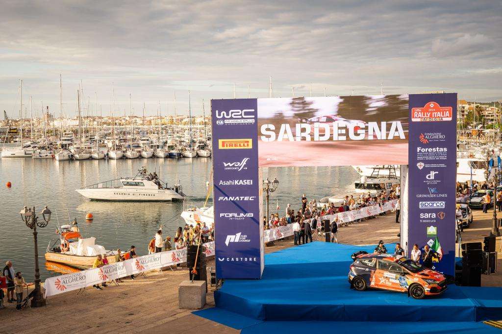 WRC Sardegna al rush finale con Ogier primo 10 IMG 9262