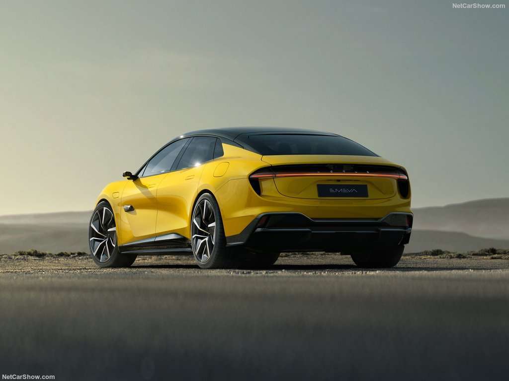 Auto Notizie: Lotus Emeya, la berlina elettrica ad alte prestazioni 1 Lotus Emeya 2025 1024 03