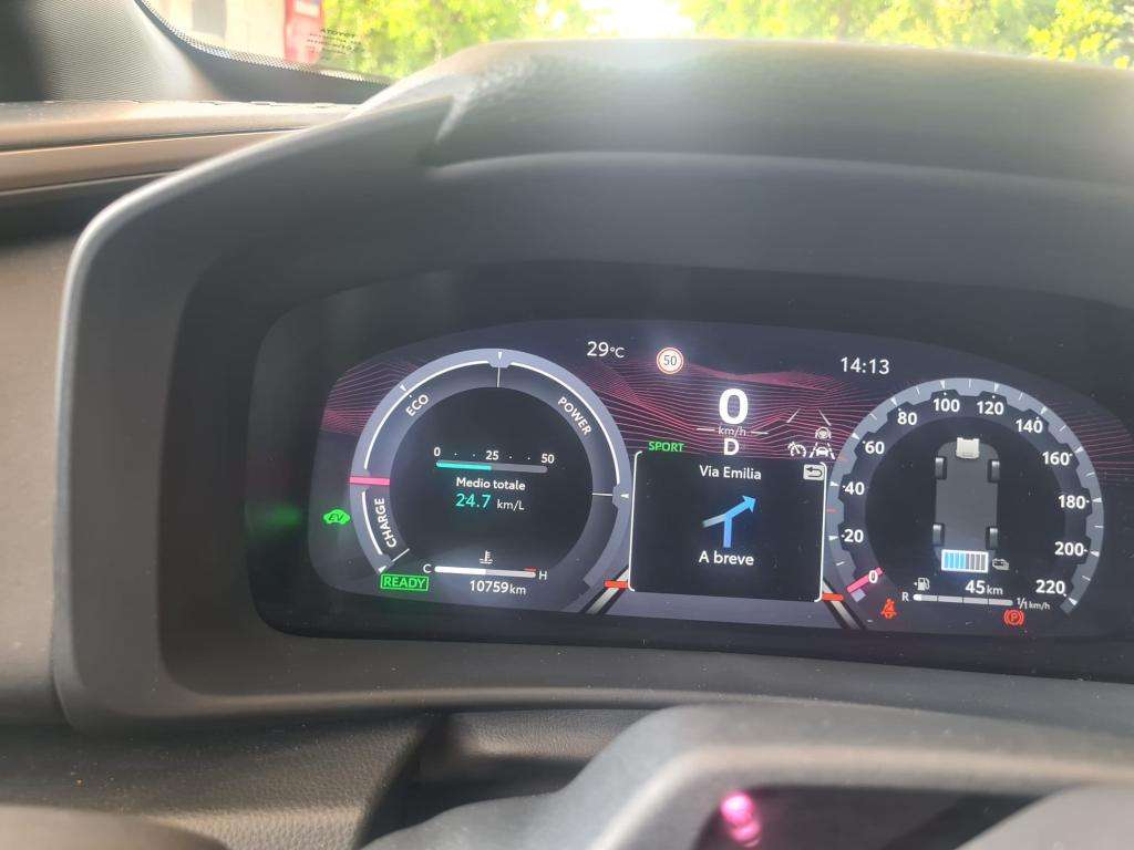 Test Drive: Toyota C-HR 1.8 HEV 140cv e 2.0 PHEV 223cv, Tutt'altro che noioso! 9 Immagine WhatsApp 2024 07 09 ore 00.04.10 bd4756e8