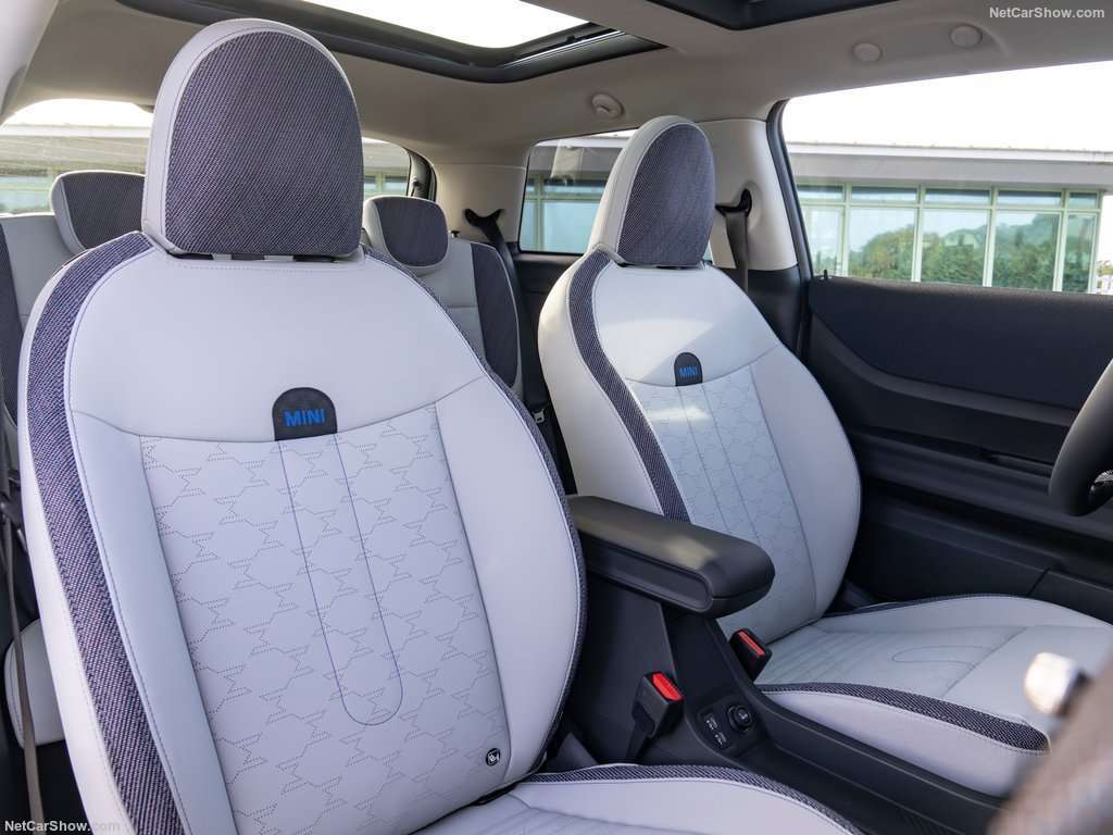 Guida all'acquisto: Mini Cooper, Nuovi motori, più tecnologia e qualità, dinamica come sempre 3 Mini Cooper S 2024 1024 26