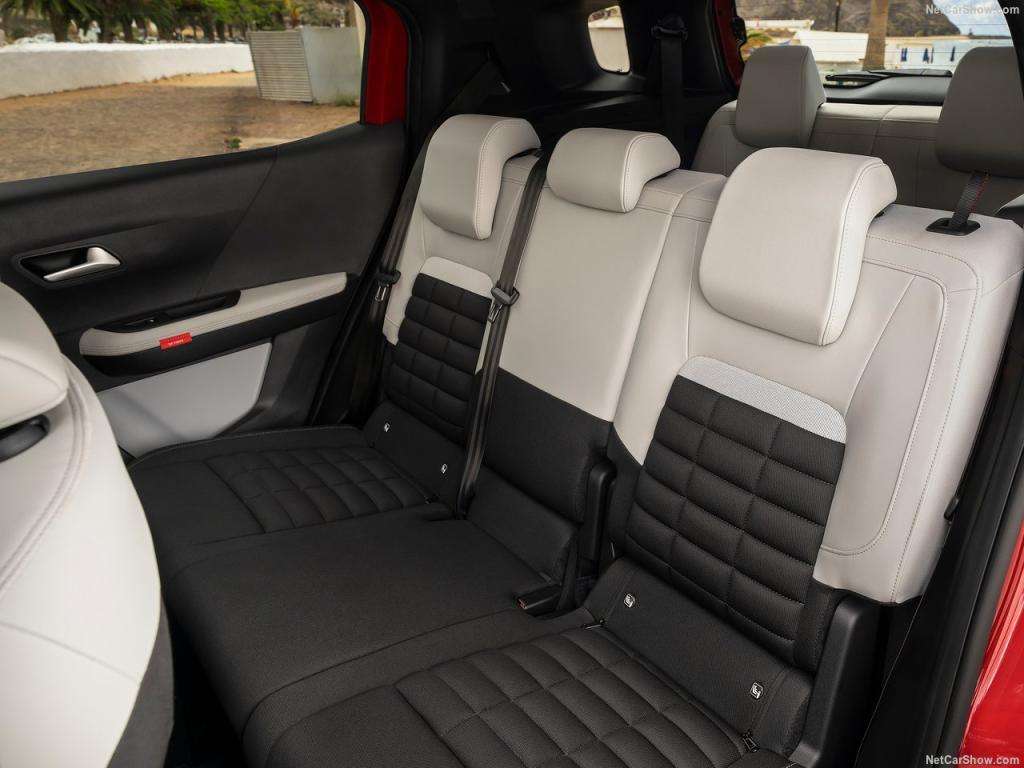 Guida all'Acquisto: Citroen C3 Aicross, solida, economica ed un efficiente sistema Mild Hybrid 48v 2 Citroen C3 Aircross 2025 1280 dcec7f26caf3d4649dcbf461a15cca20d6