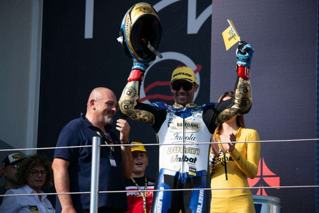ULTIMO GIRO DI GIOSTRA PER IL CIV A IMOLA IN MEMORIA DI LUCA SALVADORI 5 FNM1449