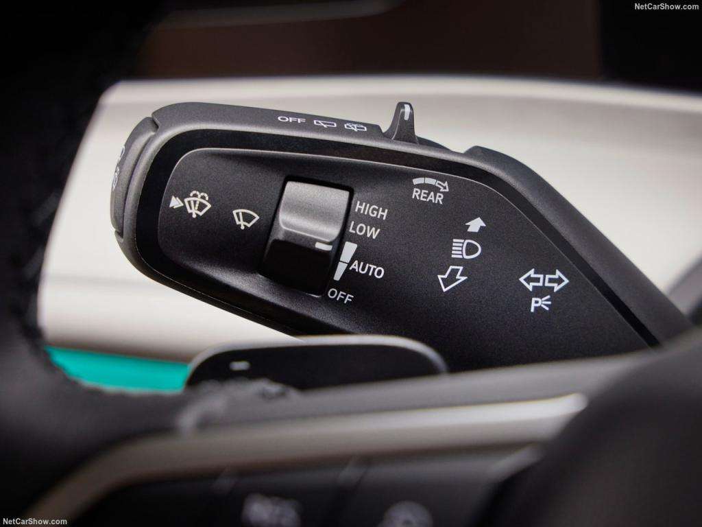 Test Drive: Volkswagen Passat Variant, 1.5 eTSI e 2.0 TDI, la classe operaia va in paradiso ma non gratis! 3 Volkswagen Passat Variant 2024 1280 e78b1424ea38bc3172264d6fd41a7b7d5c