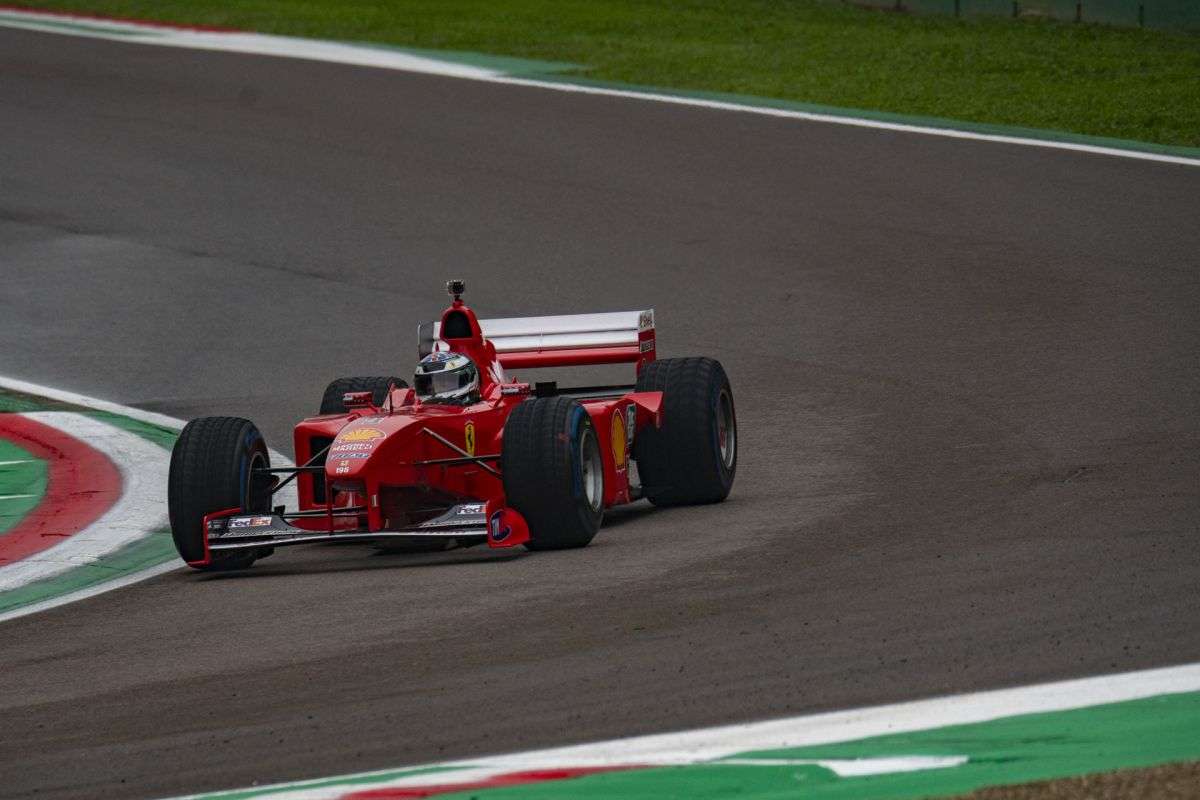 Finali Mondiali Ferrari: 33.000 appassionati a Imola per lo spettacolo conclusivo 11 Ferrari Finali Mondiali 2024 10 scaled