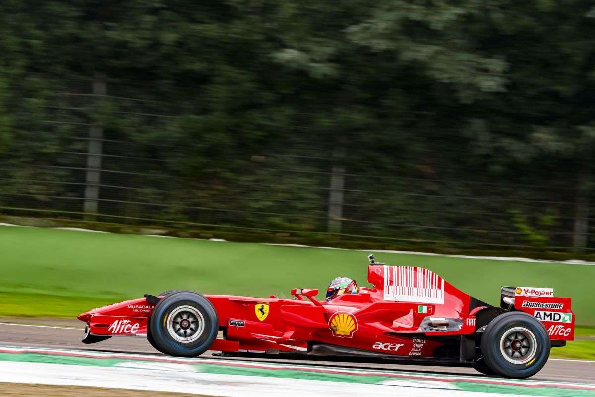 Finali Mondiali Ferrari: 33.000 appassionati a Imola per lo spettacolo conclusivo 19 Ferrari Finali Mondiali 2024 18 scaled