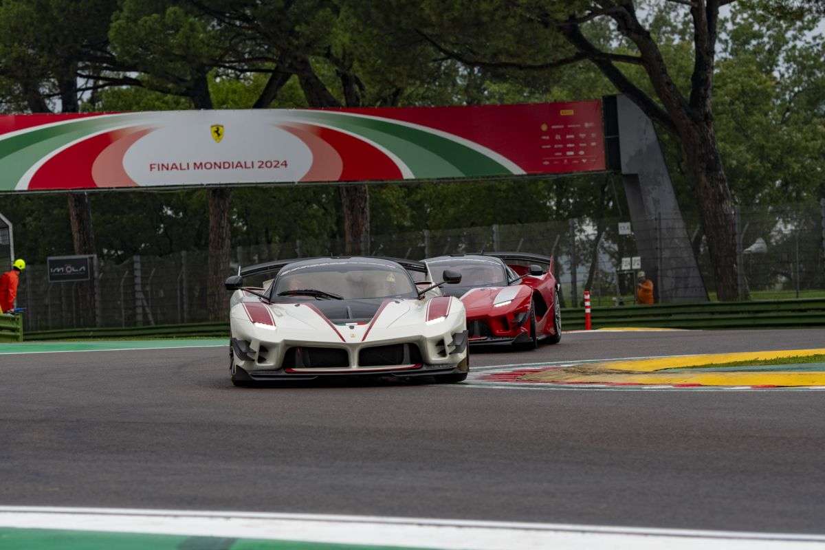 Finali Mondiali Ferrari: 33.000 appassionati a Imola per lo spettacolo conclusivo 35 Ferrari Finali Mondiali 2024 34 scaled