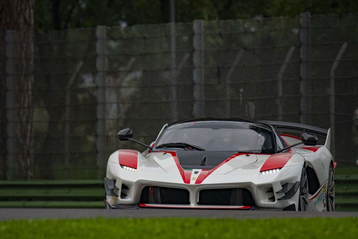 Finali Mondiali Ferrari: 33.000 appassionati a Imola per lo spettacolo conclusivo 38 Ferrari Finali Mondiali 2024 37 scaled