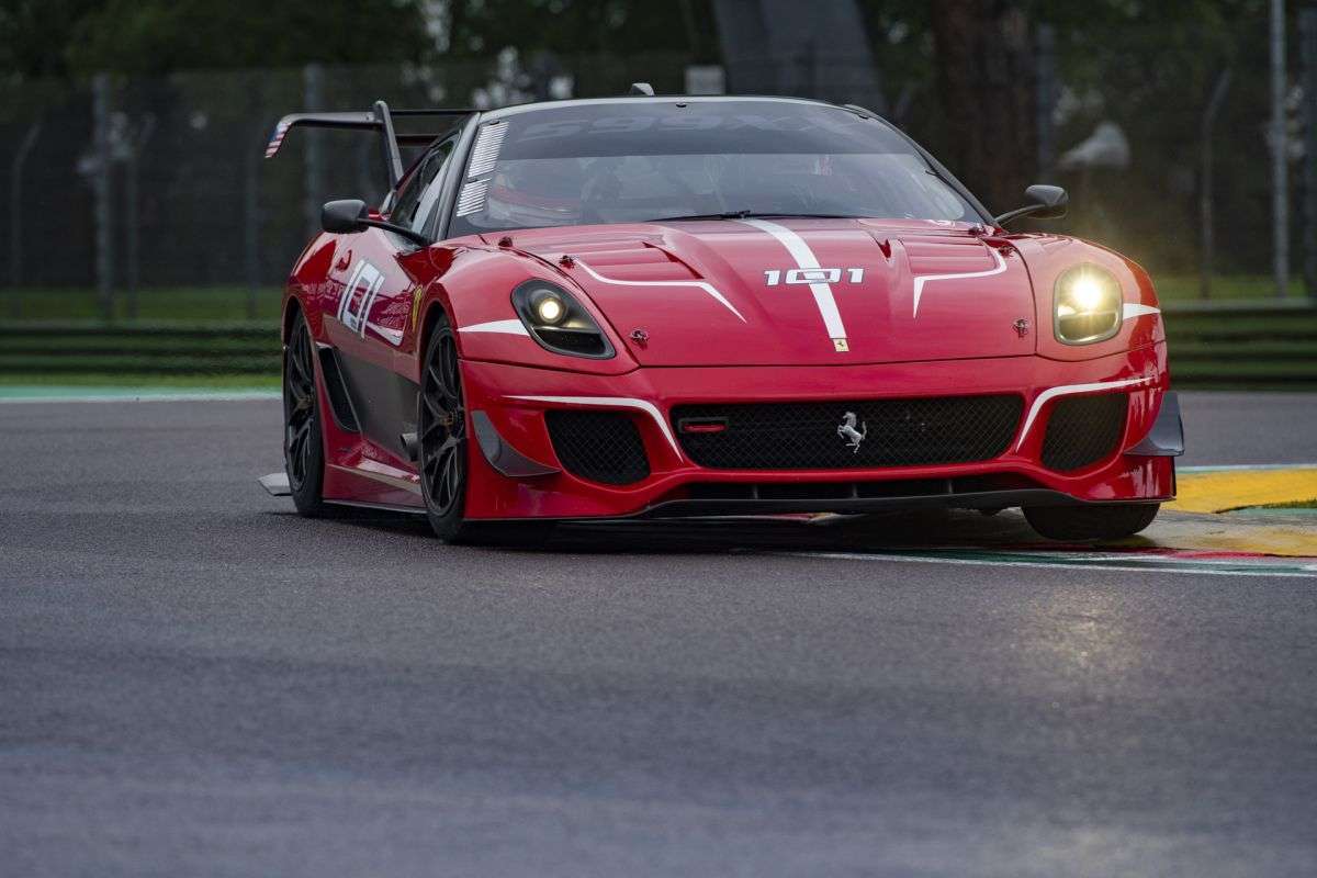 Finali Mondiali Ferrari: 33.000 appassionati a Imola per lo spettacolo conclusivo 42 Ferrari Finali Mondiali 2024 41 scaled