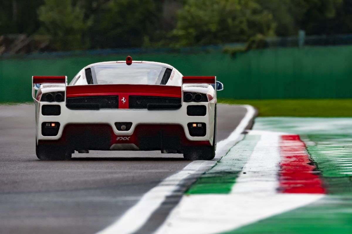 Finali Mondiali Ferrari: 33.000 appassionati a Imola per lo spettacolo conclusivo 46 Ferrari Finali Mondiali 2024 45 scaled