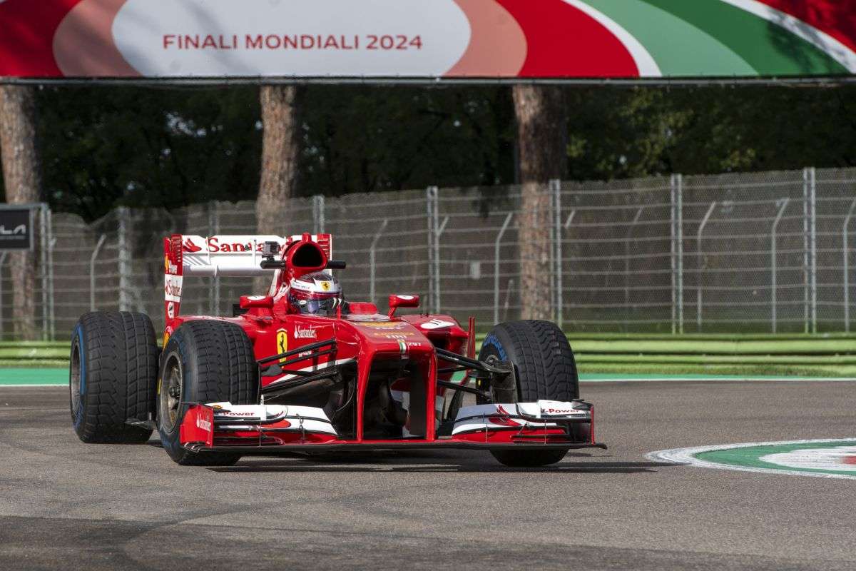 Finali Mondiali Ferrari: 33.000 appassionati a Imola per lo spettacolo conclusivo 60 Ferrari Finali Mondiali 2024 59 scaled